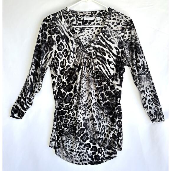 New York & Company Women’s Leopard Print Blouse V Neck Size M - Picture 1 of 7
